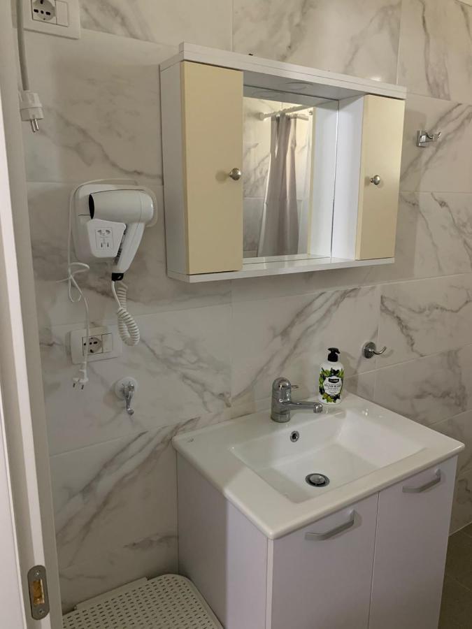 Vlora Central & Comfy Apartment Exteriör bild