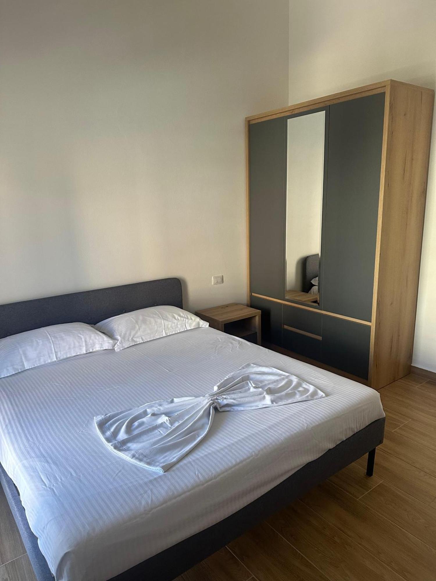 Vlora Central & Comfy Apartment Exteriör bild